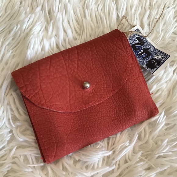 Handmade Leather Wallet - Picture 1 of 7